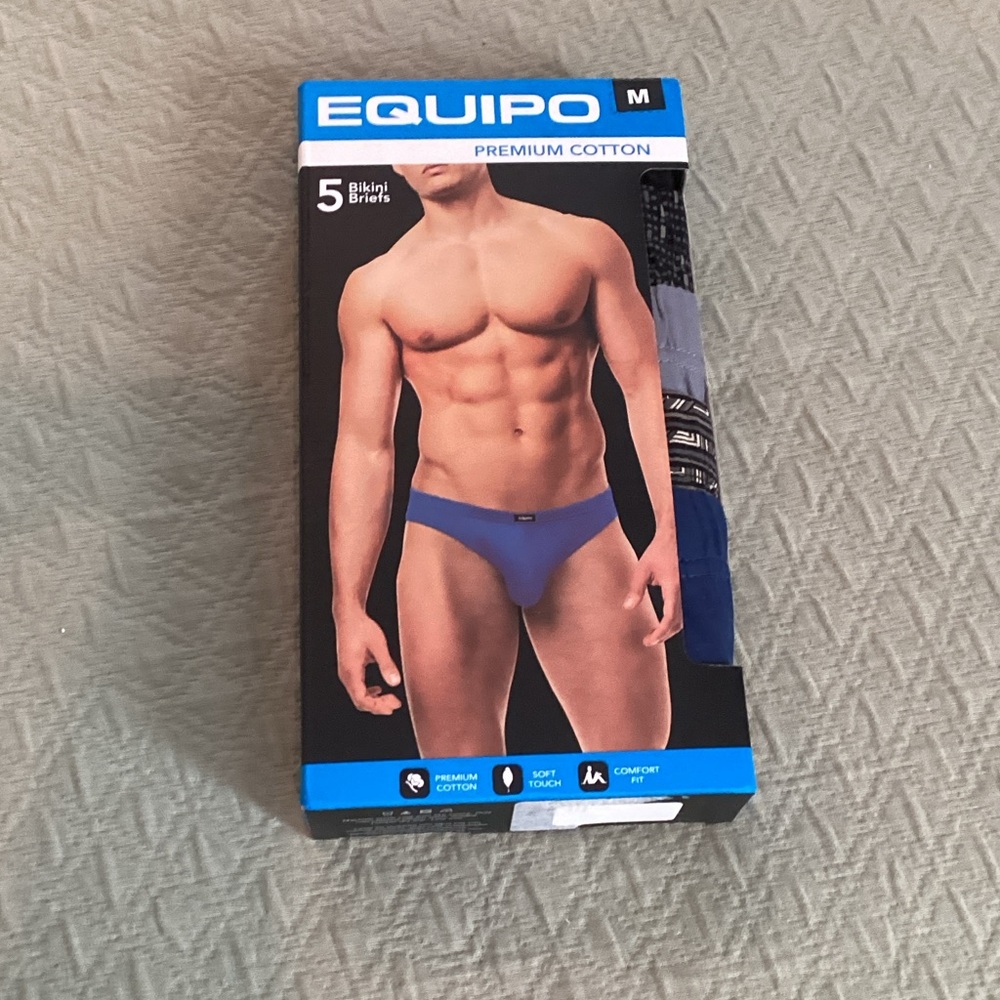 Comfortable Blue Men's Briefs. 5 Pair. C